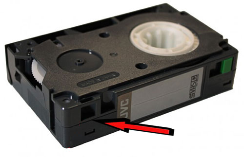 видеокассета S-VHS compact